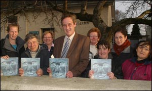 ag glacadh le sraith Leabhar EalaÃÂne KCAT "Visible Visions" ar son na brainsàleabharlainne uile